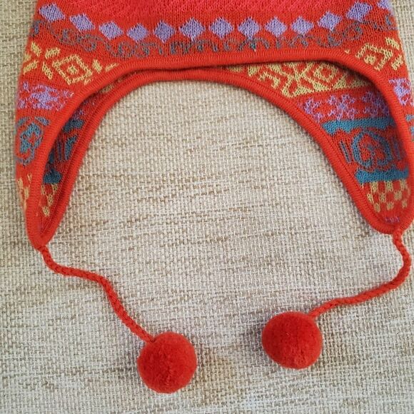 Roanes Lizotte 100% Alpaca Beanie With Earflaps and Round Tassels - Picture 4 of 10